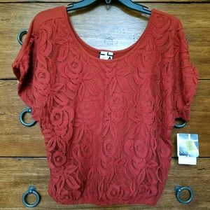 New Junior's rust color lace overlay tunic